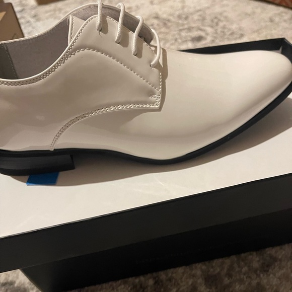 Men 8.5 - Picture 3 of 6